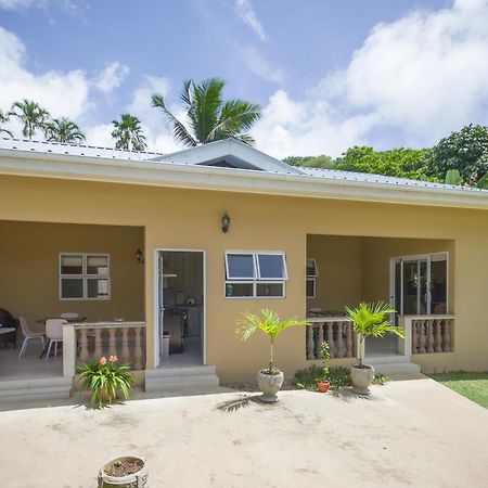 Beau Bassin Inn Baie Lazare  ภายนอก รูปภาพ