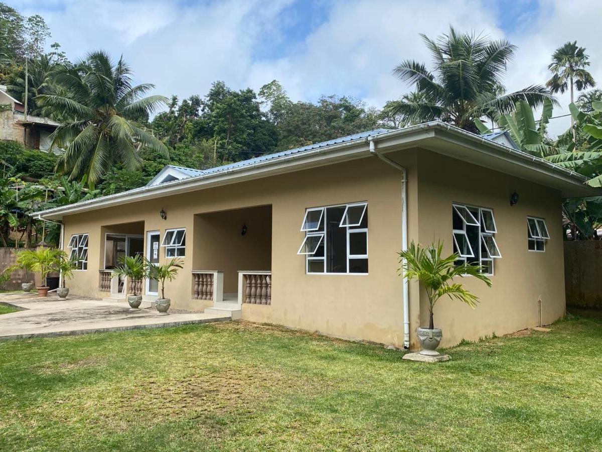 Beau Bassin Inn Baie Lazare  ภายนอก รูปภาพ